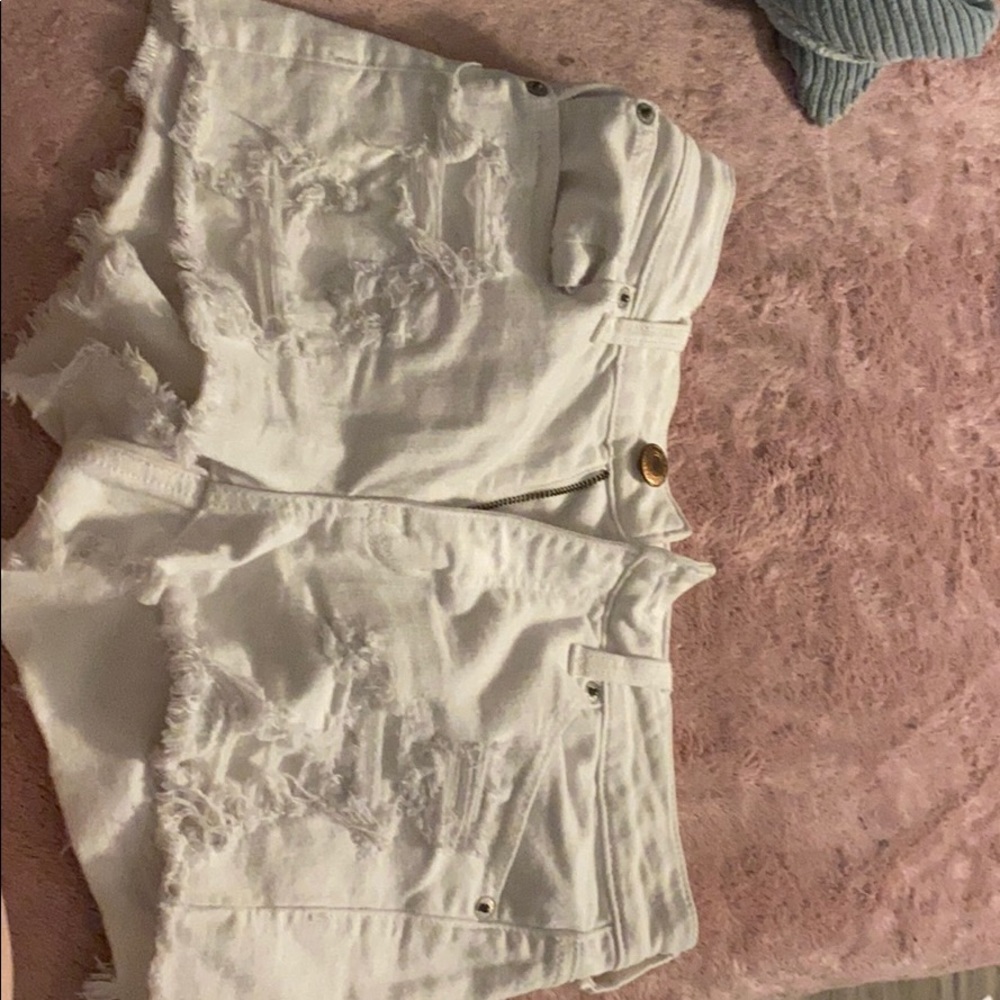American eagle ripped shorts